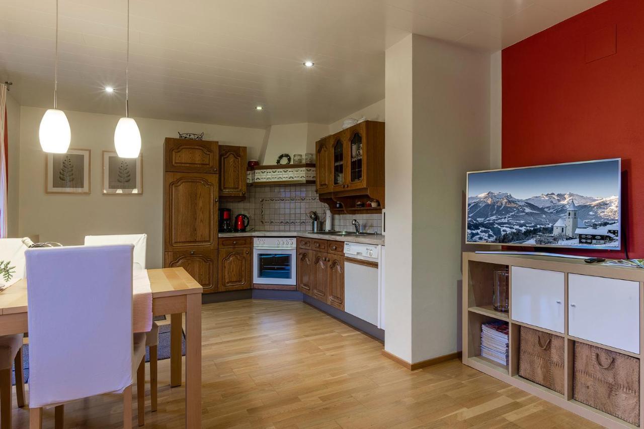 Haus Battlogg Apartment บาร์โธโลเมแบร์ก ภายนอก รูปภาพ