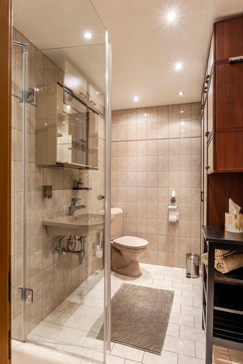 Haus Battlogg Apartment บาร์โธโลเมแบร์ก ภายนอก รูปภาพ