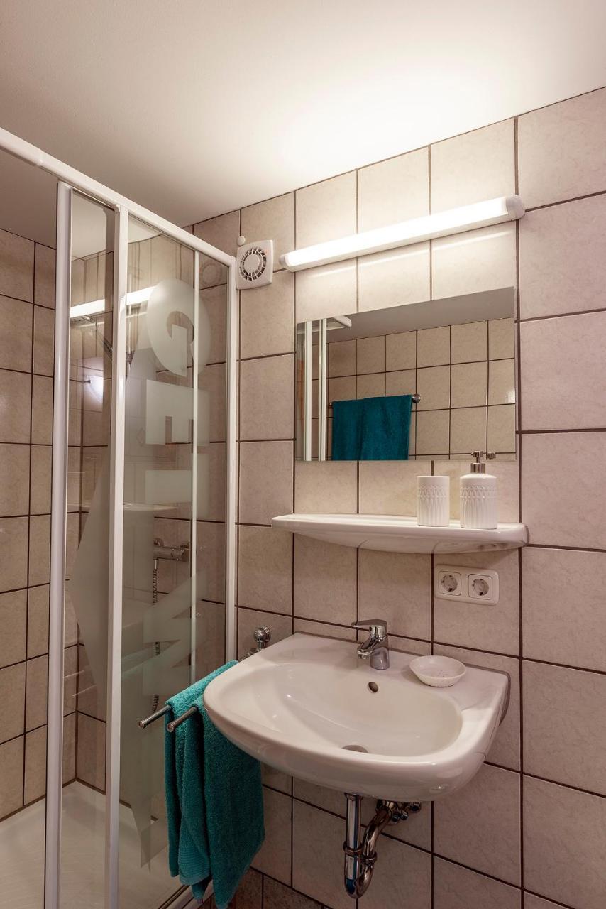 Haus Battlogg Apartment บาร์โธโลเมแบร์ก ภายนอก รูปภาพ